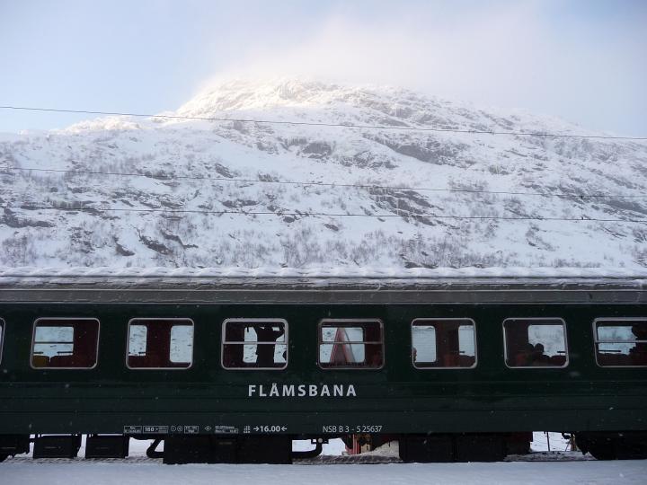 295.jpg - von Gol nach Myrdal